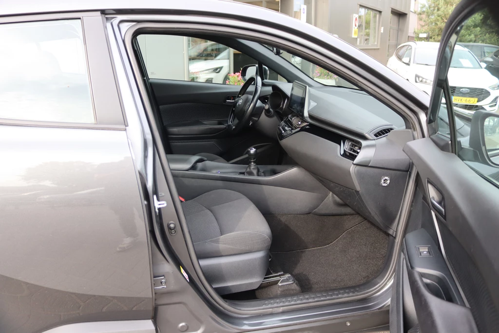 Toyota C-HR – foto 14