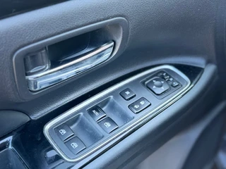 Mitsubishi Outlander – thumbnail 23