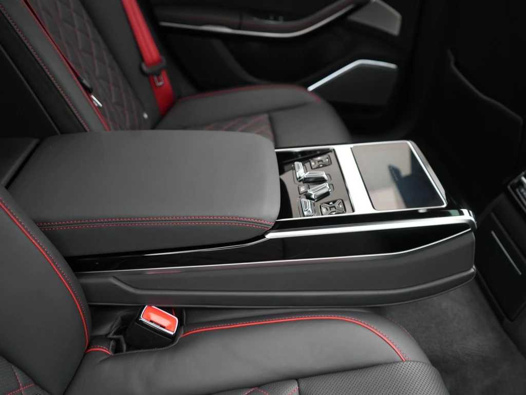 Audi S8 – foto 55