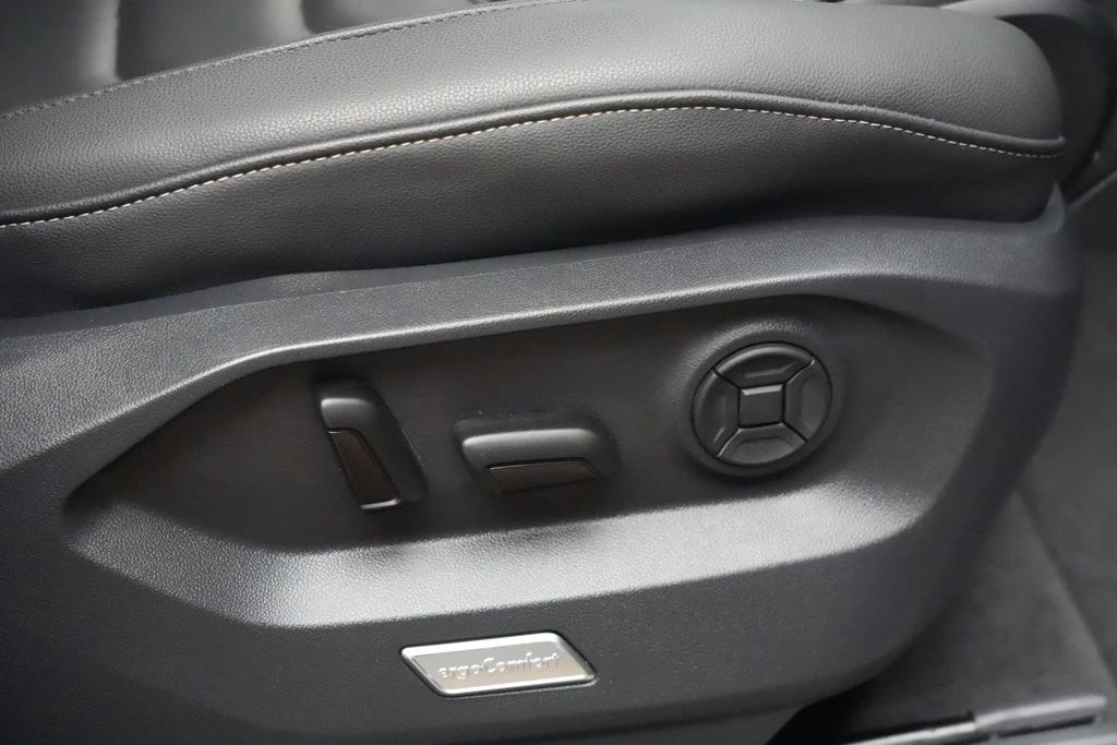 Volkswagen Touareg – foto 30