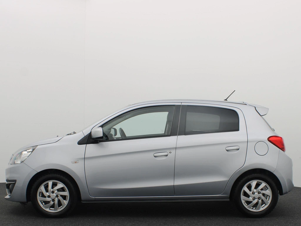 Mitsubishi Space Star – foto 2