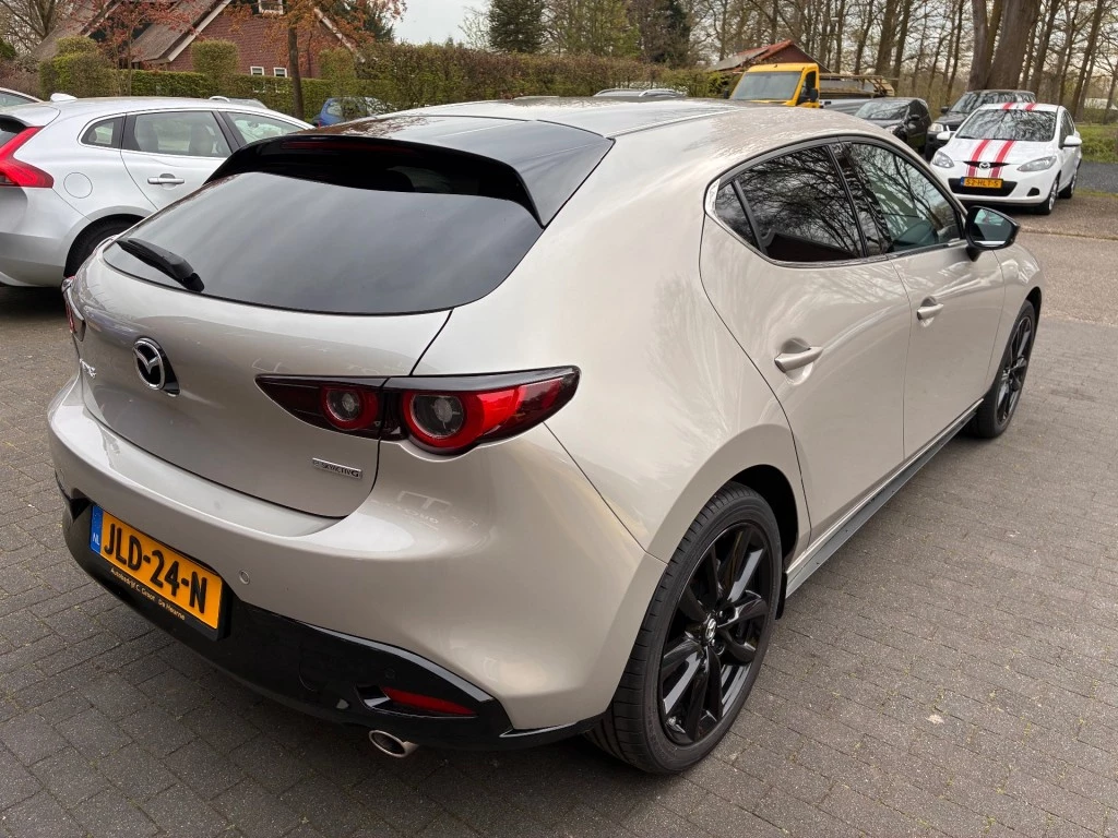 Mazda 3 – foto 4