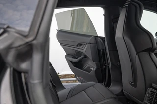 Porsche Taycan – thumbnail 19