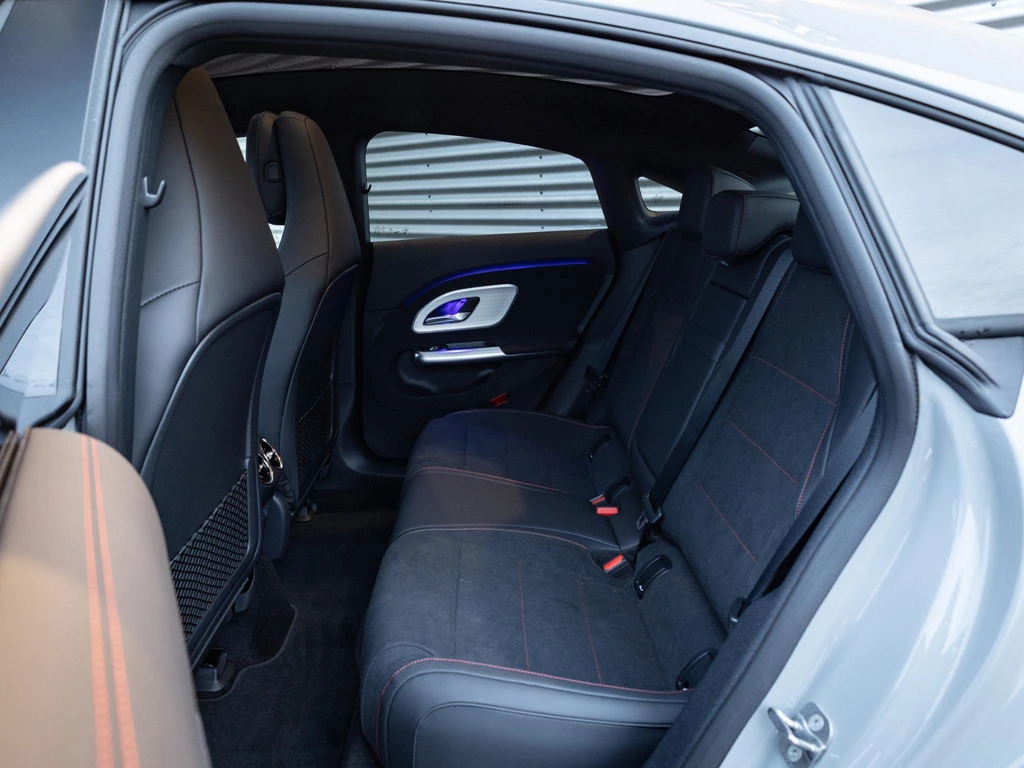 Mercedes-Benz CLA – foto 8