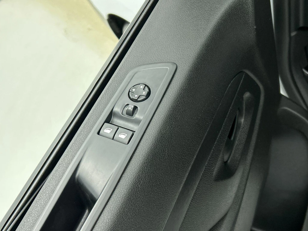 Opel Vivaro – foto 26