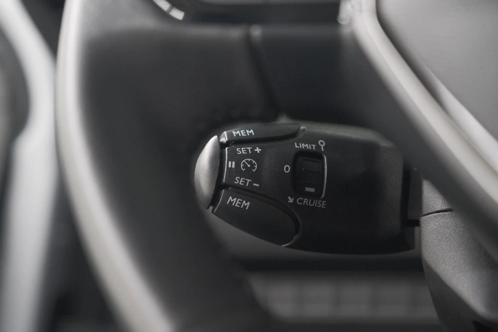 Peugeot 208 – foto 41
