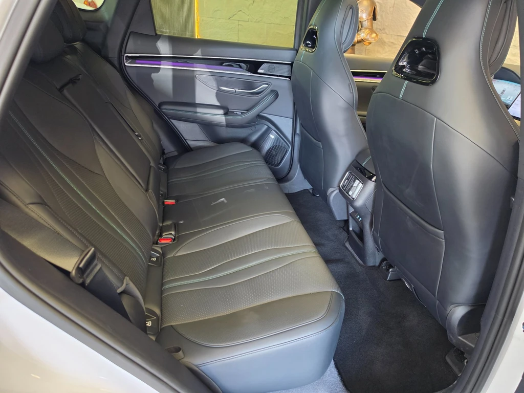 BYD SEAL U – foto 11