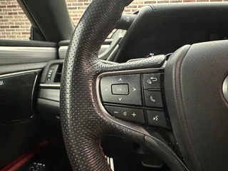 Lexus ES – thumbnail 27