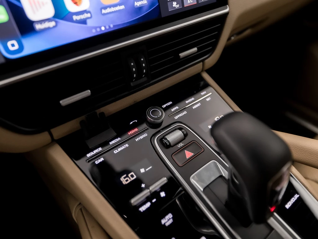 Porsche Cayenne – foto 12