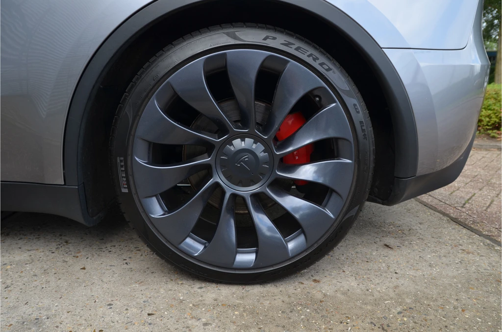 Tesla Model Y – foto 36