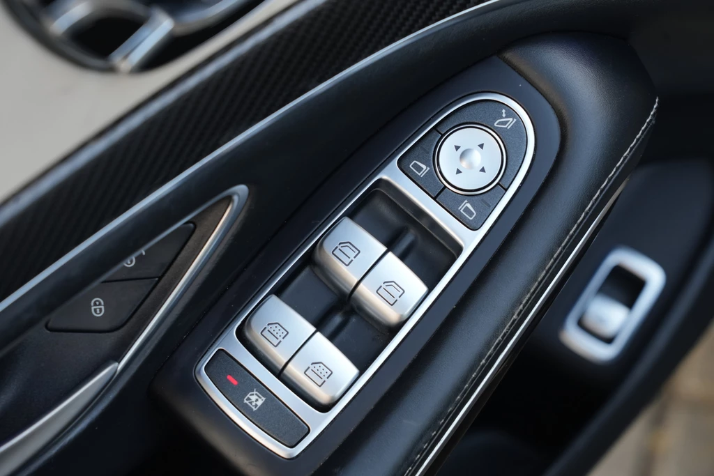 Mercedes-Benz S-Klasse – foto 31