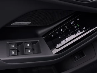 Audi S6 – thumbnail 33