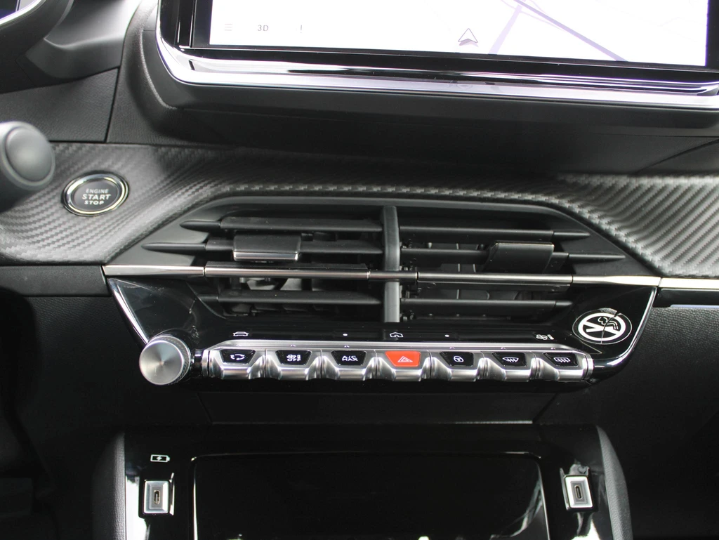 Peugeot 208 – foto 17