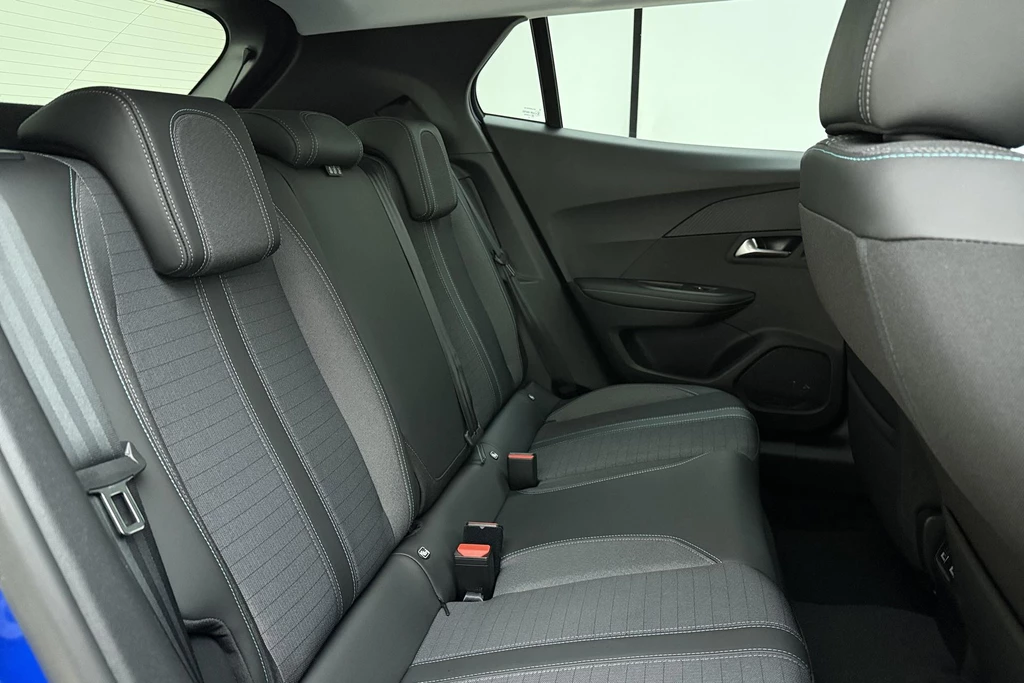 Peugeot e-2008 – foto 14