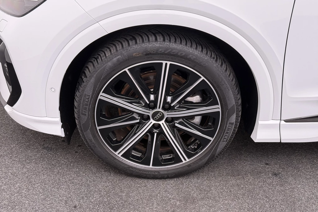 Audi Q4 e-tron – foto 8