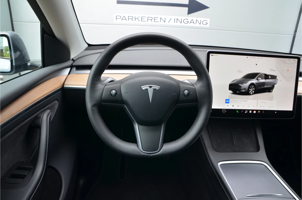 Tesla Model Y – foto 15