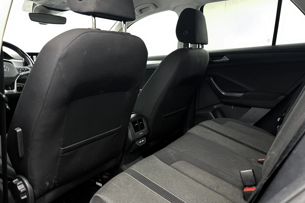Volkswagen T-Roc – foto 18