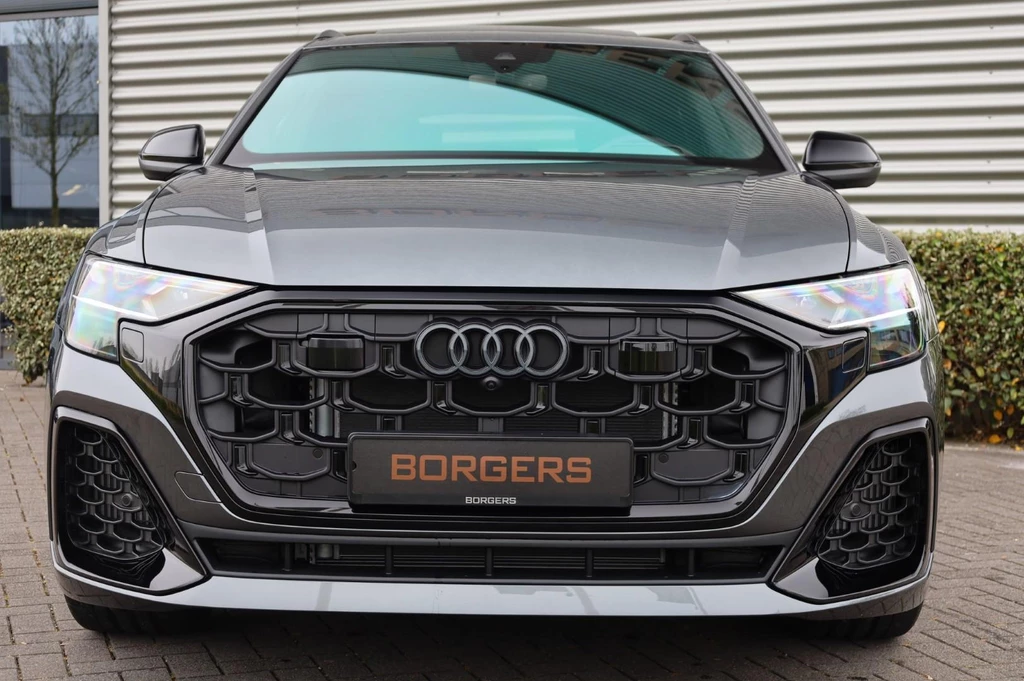 Audi Q8 – foto 12