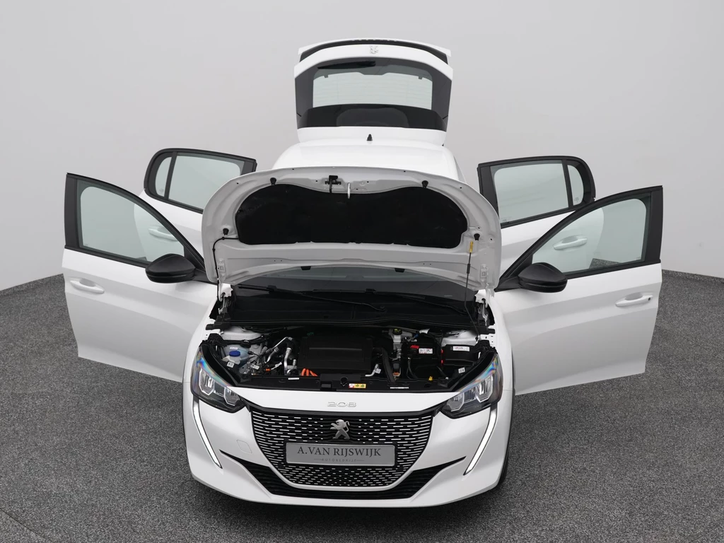 Peugeot e-208 – foto 18