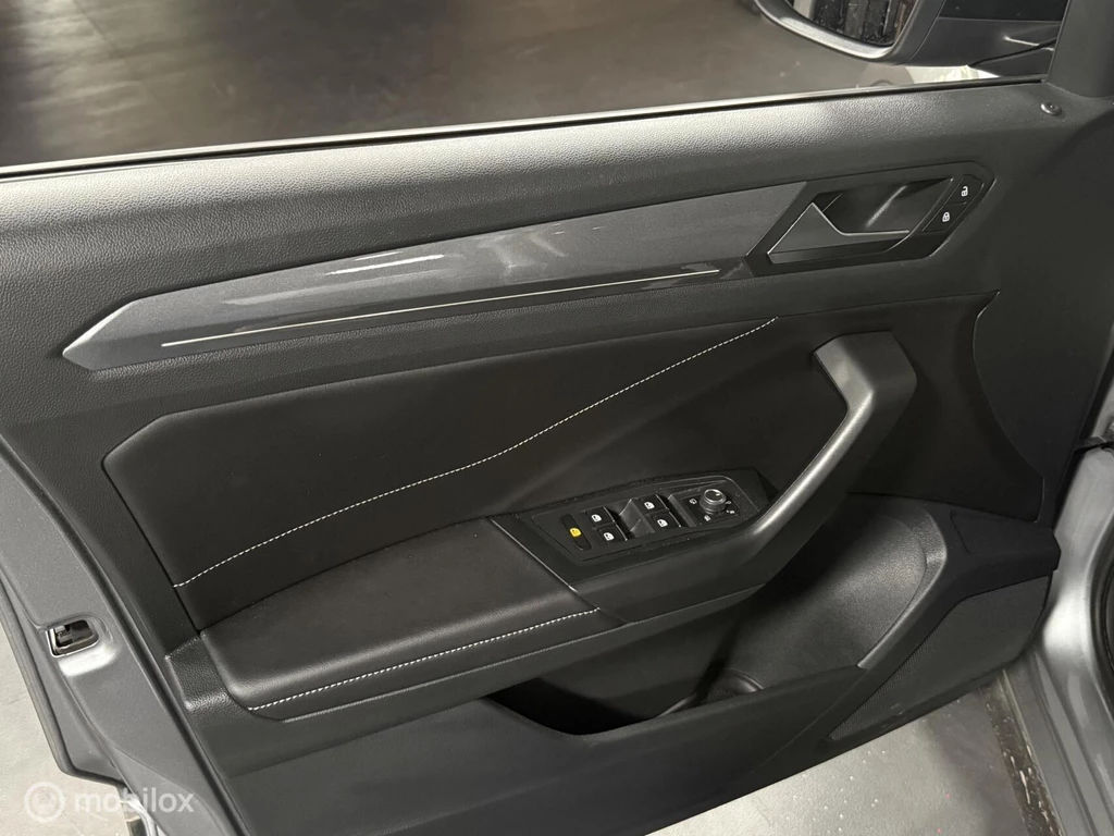 Volkswagen T-Roc – foto 48