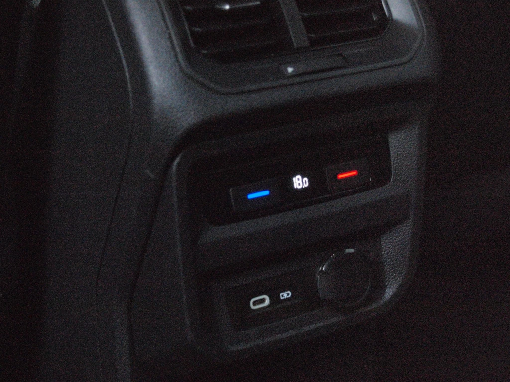 Volkswagen Tiguan – foto 34