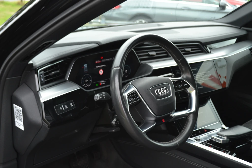 Audi e-tron – foto 26