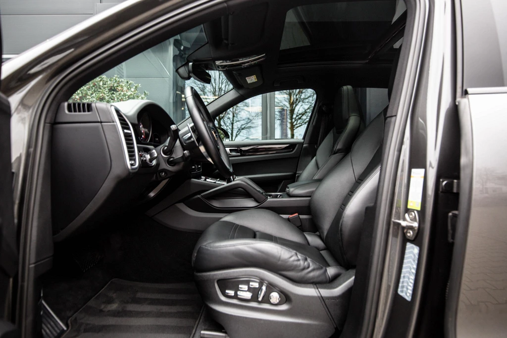 Porsche Cayenne – foto 13
