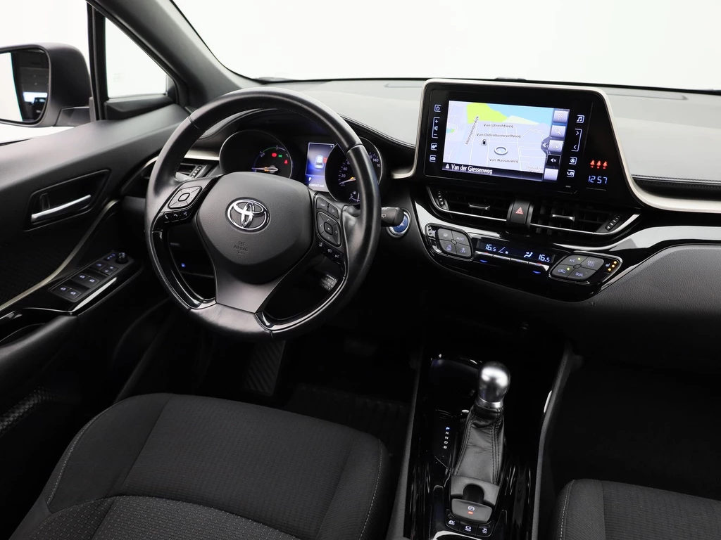 Toyota C-HR – foto 19