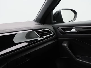 Volkswagen T-Roc – thumbnail 33