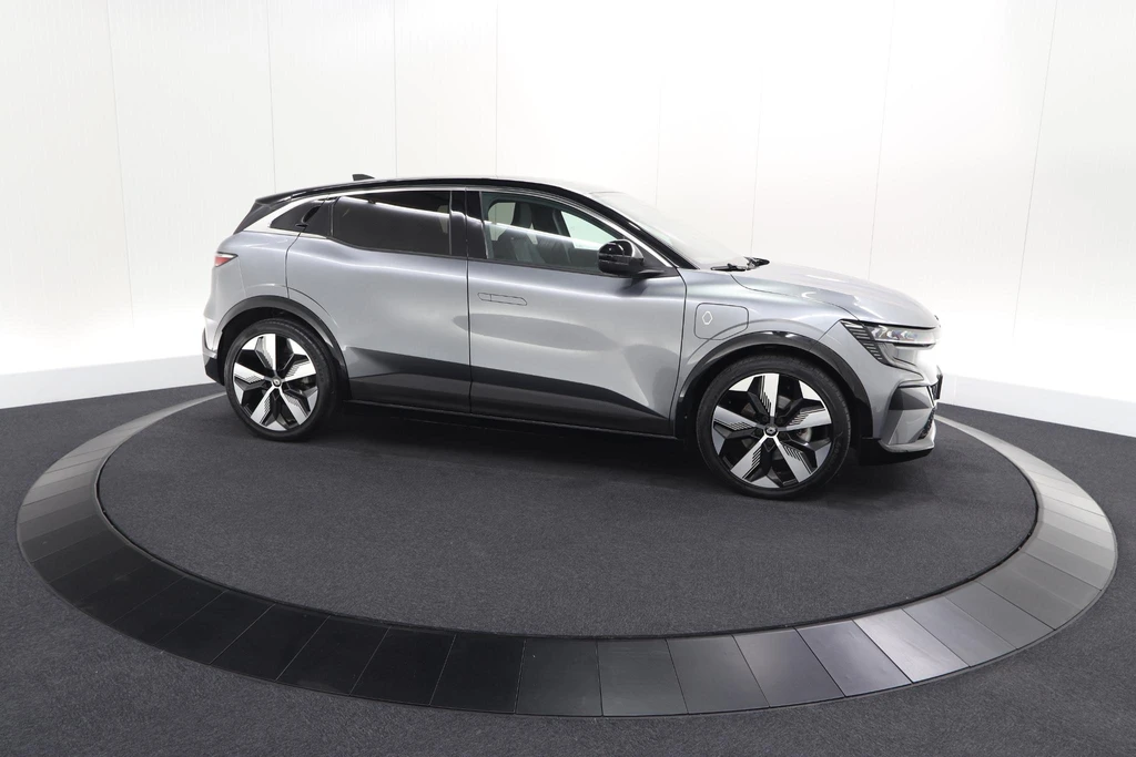 Renault Megane E-Tech – foto 13