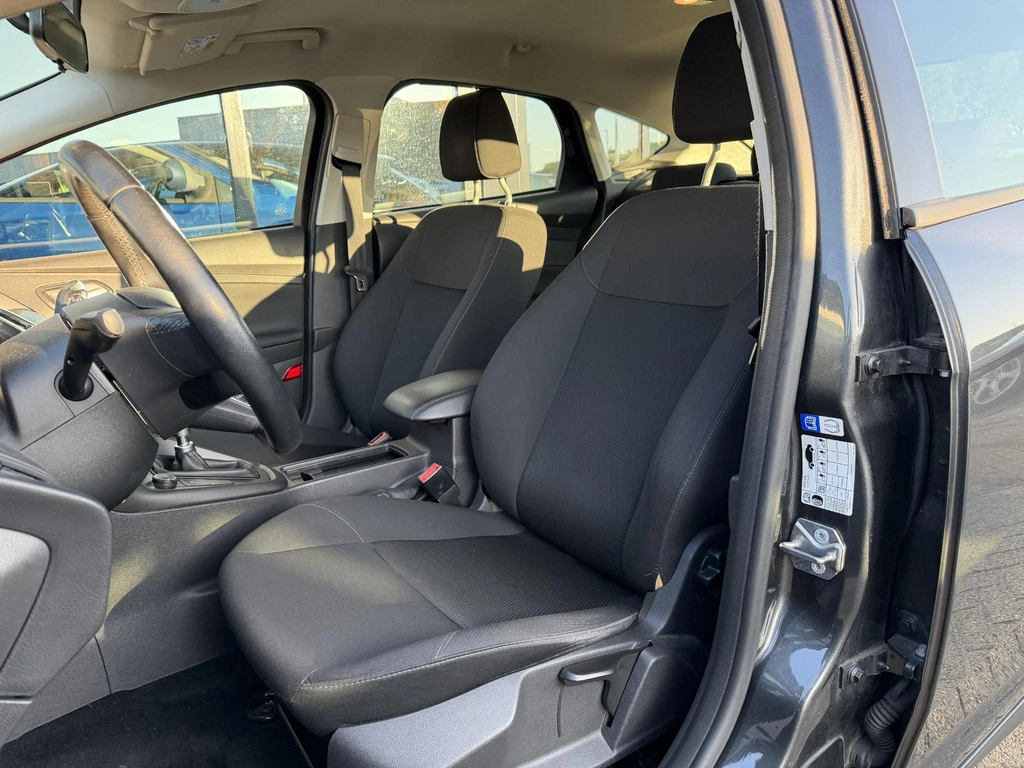 Ford Focus – foto 12