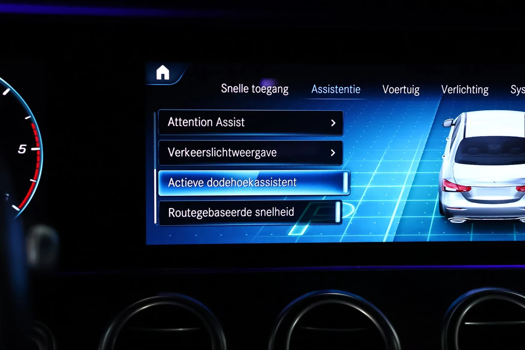 Mercedes-Benz E-Klasse – foto 26