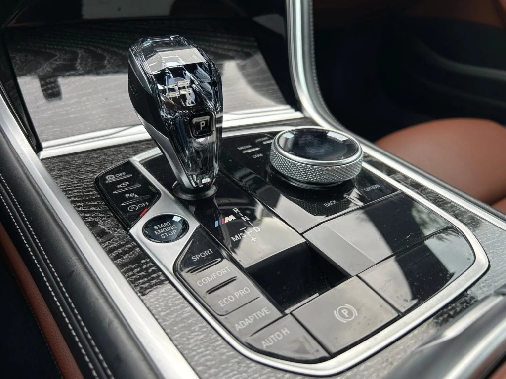 BMW 8 Serie – foto 12