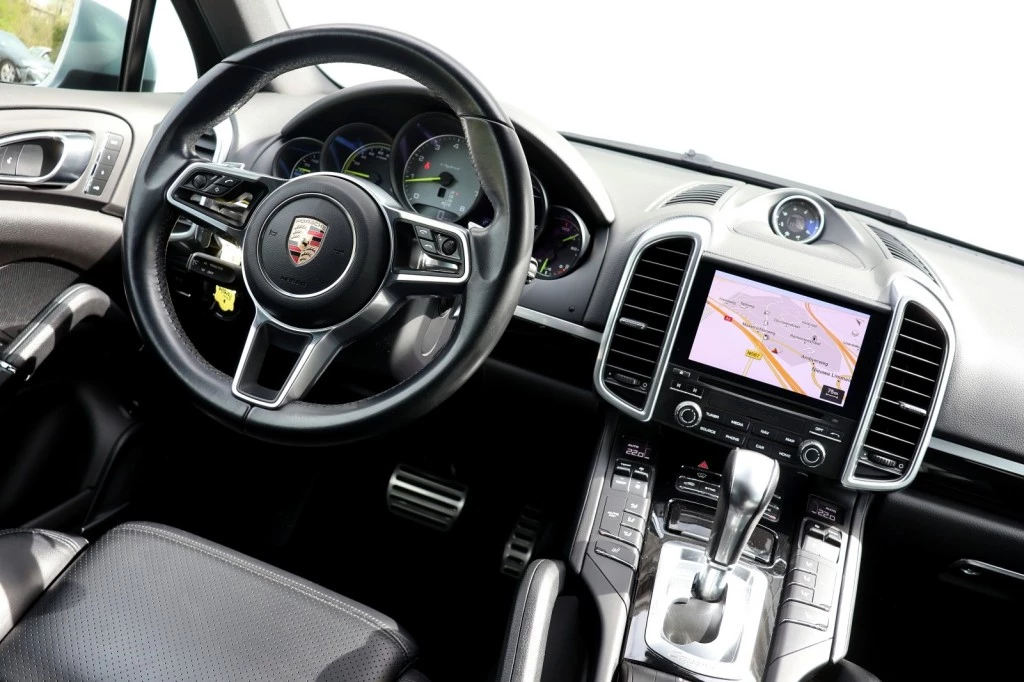 Porsche Cayenne – foto 16