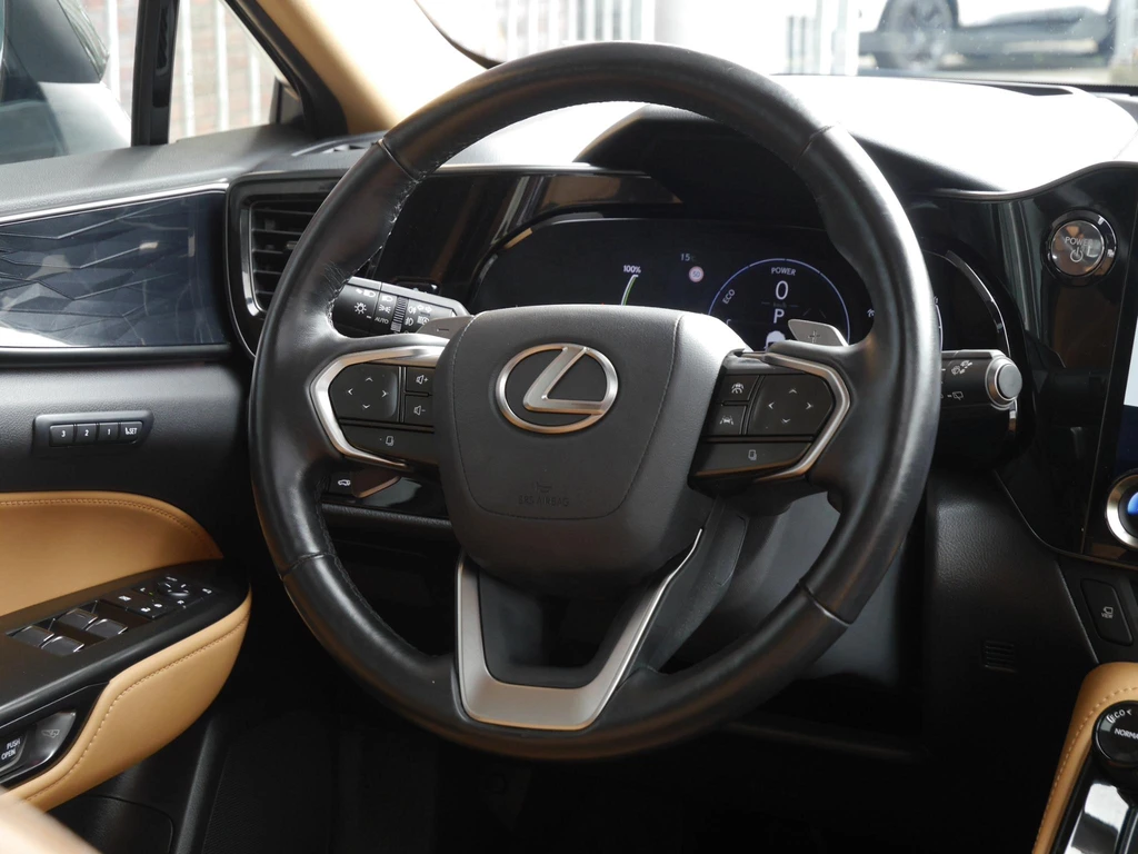 Lexus NX – foto 15