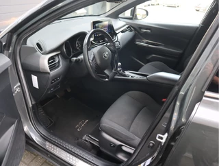 Toyota C-HR – thumbnail 19