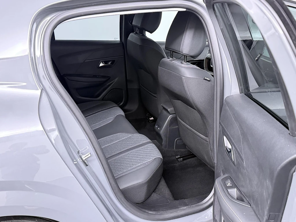 Peugeot 208 – foto 39