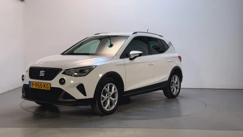 Seat Arona 1.0 TSI 110pk DSG FR Business Intense Virtual Cockpit Camera Stoelverwarming App-Connect DAB+