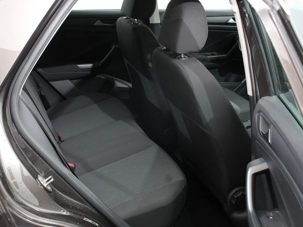 Volkswagen T-Roc – foto 11