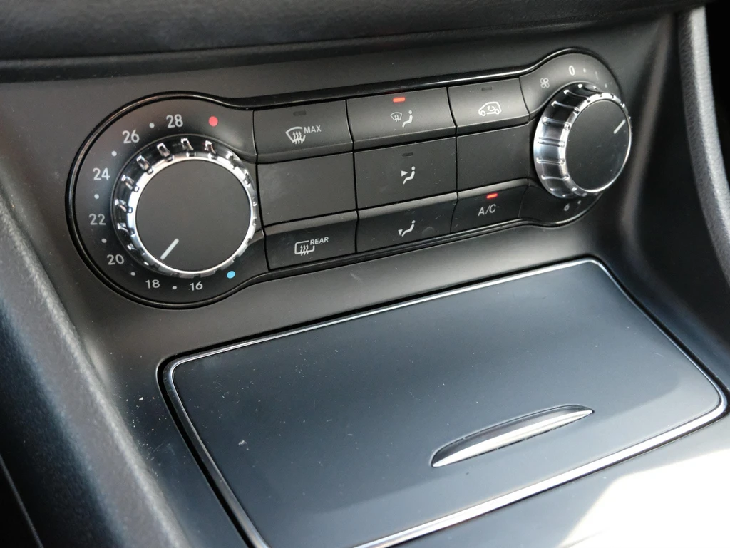 Mercedes-Benz CLA – foto 33