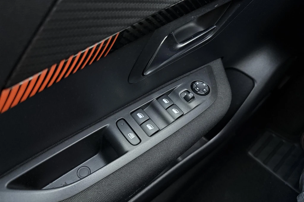 Peugeot 208 – foto 28