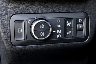 Ford Kuga – thumbnail 15