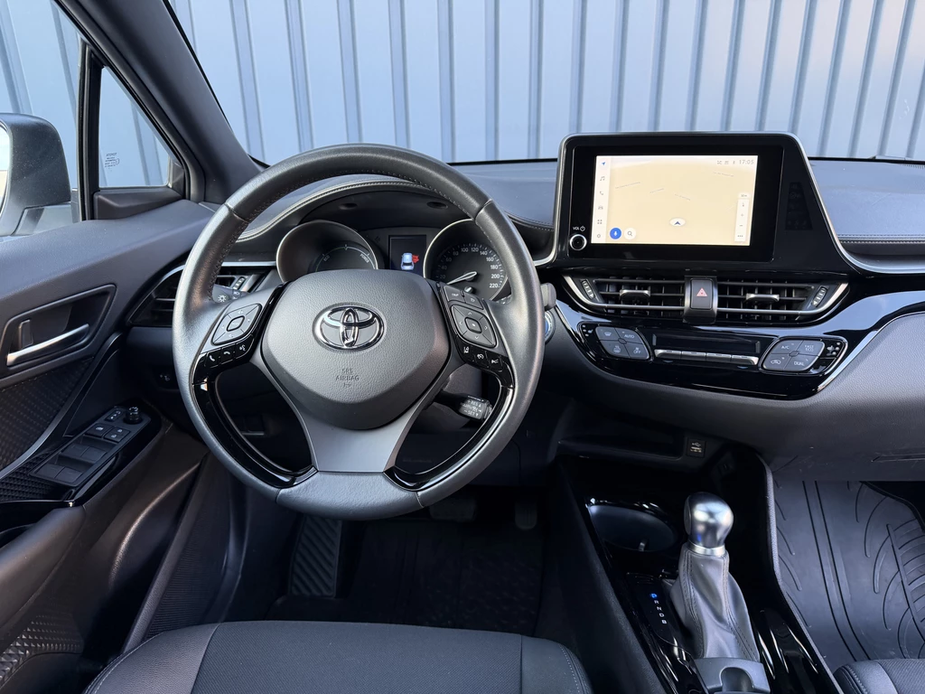 Toyota C-HR – foto 16