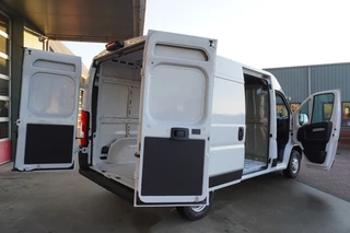 Opel Movano – thumbnail 10