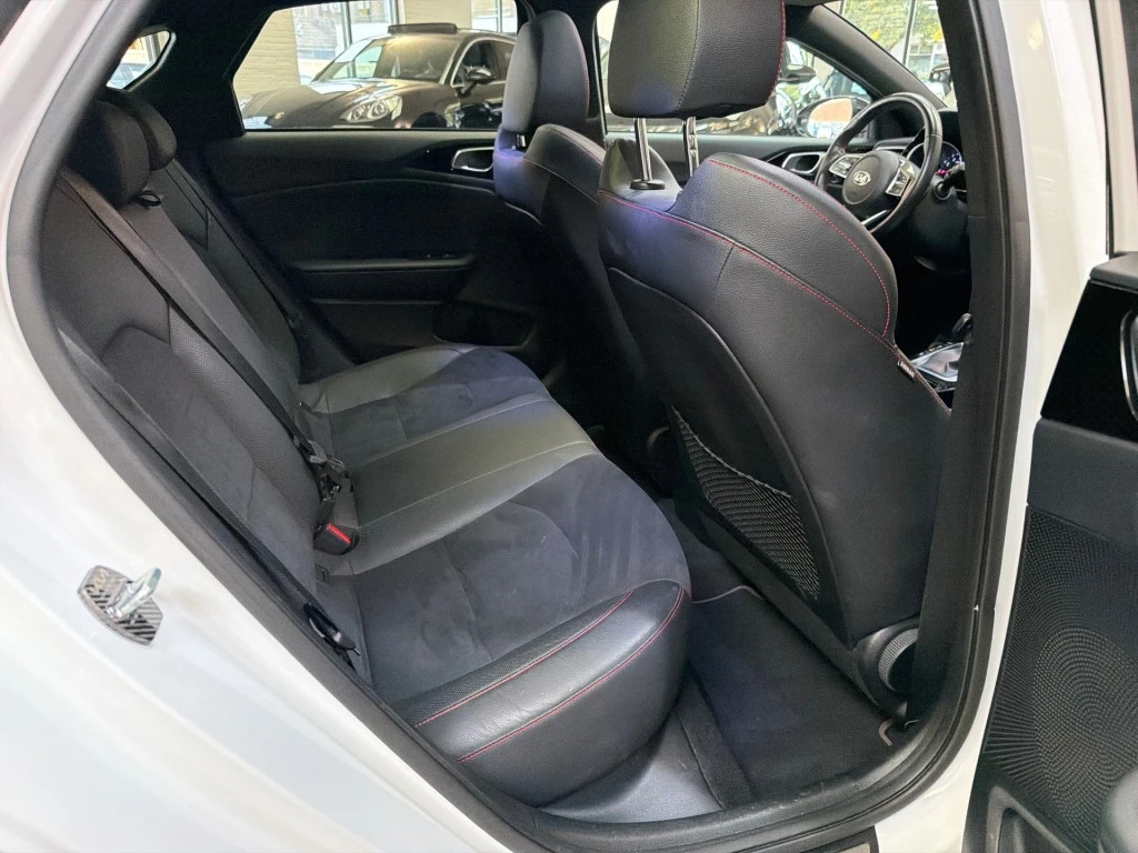 Kia ProCeed – foto 18