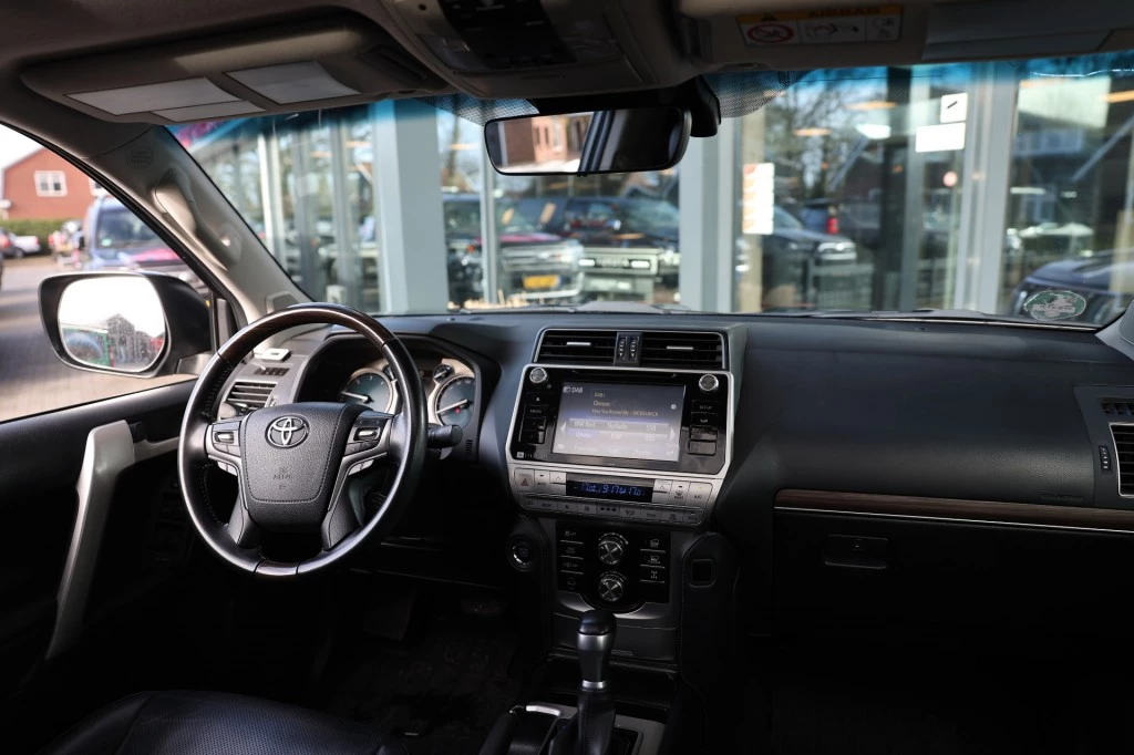 Toyota Land Cruiser – foto 23