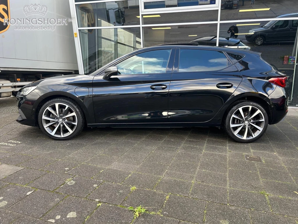 SEAT Leon – foto 2