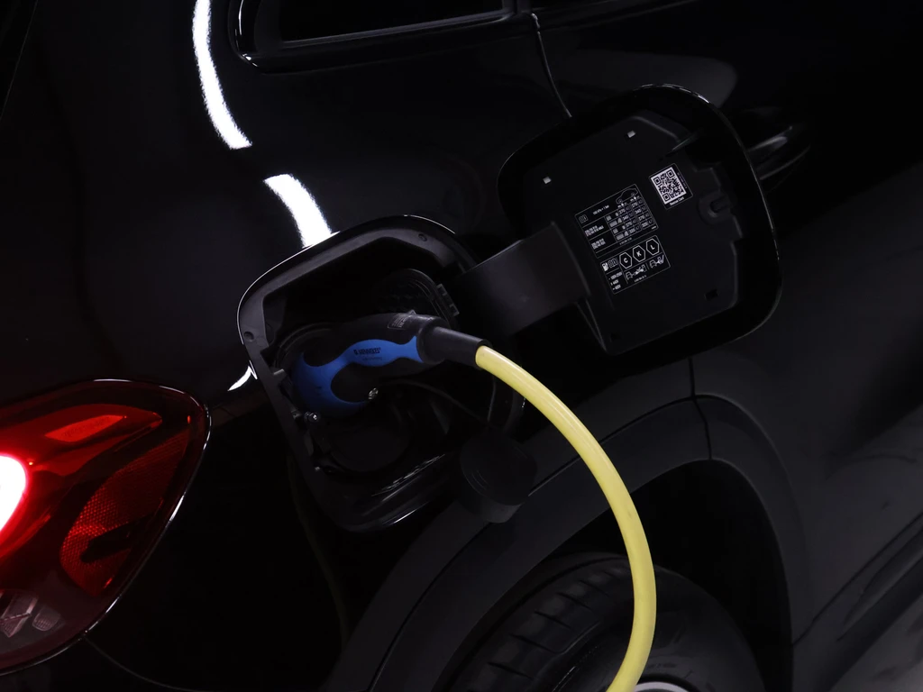 Mercedes-Benz EQA – foto 25