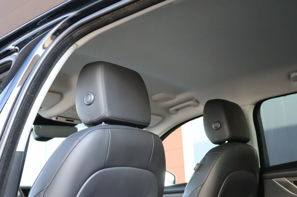 Jaguar F-PACE – foto 18