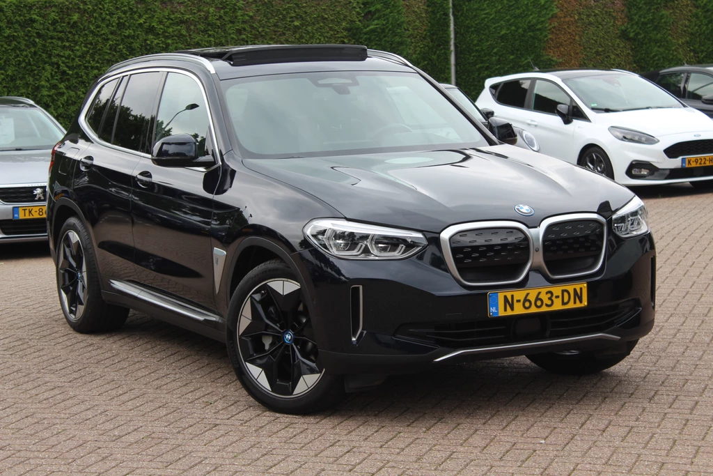 BMW iX3 – foto 6